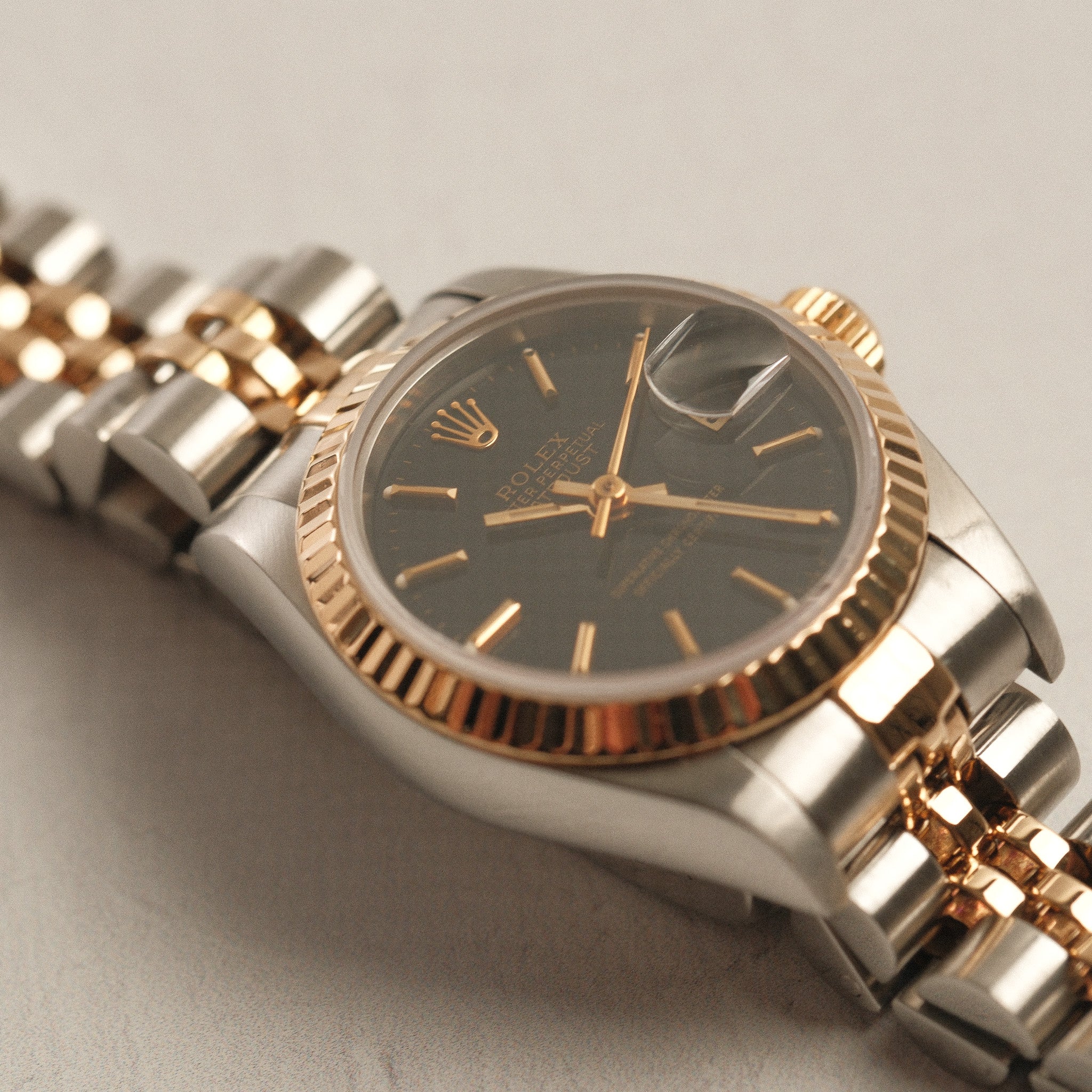 Rolex Datejust 26mm - Black Dial - Jubilee - Ref. 69173 - Circa