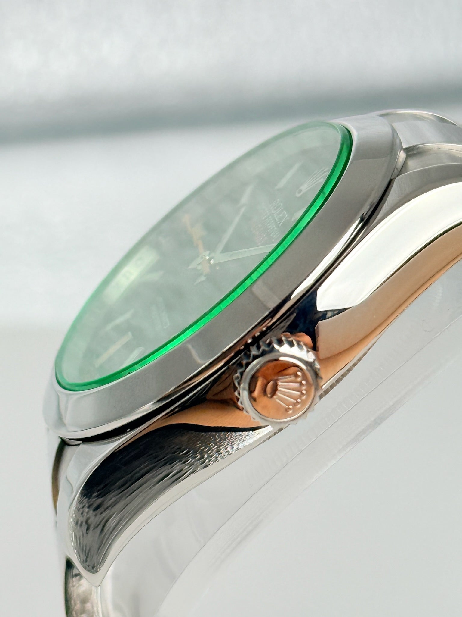 Rolex Milgauss 116400GV - 40mm, Black Dial, Green Sapphire Crystal